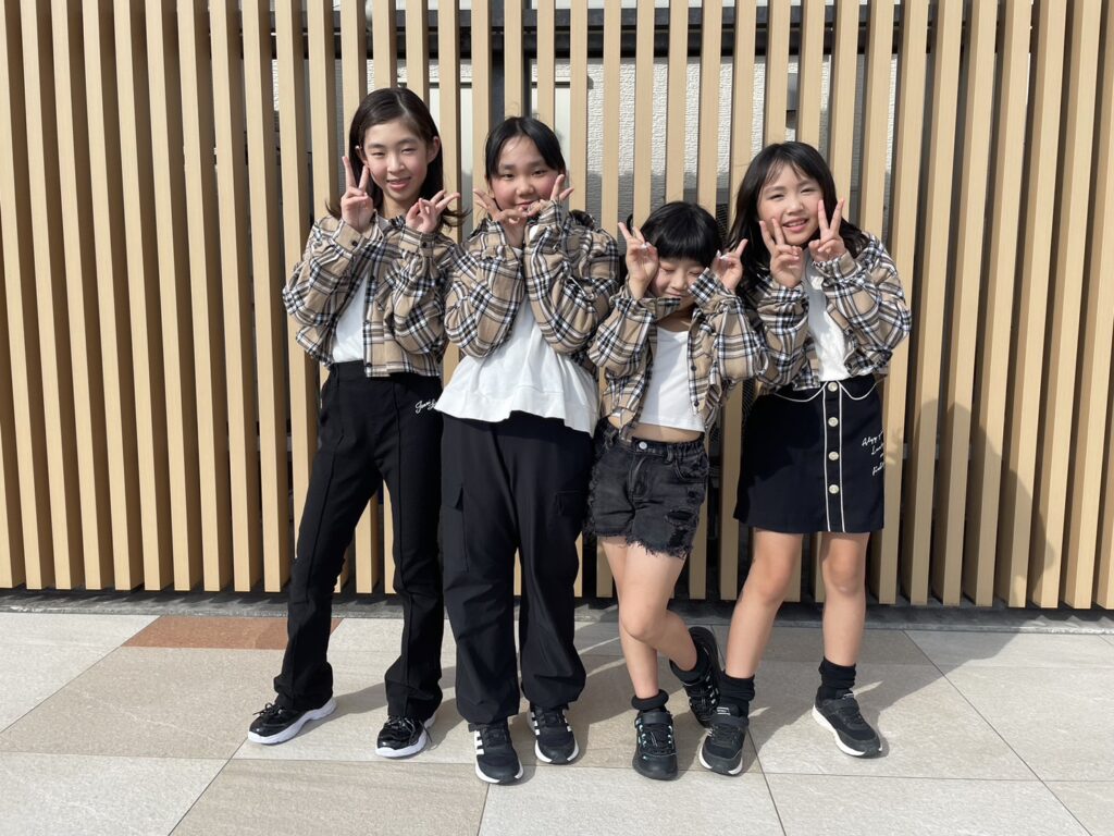 新潟市中央区のK-POPダンススクール初心者少人数で踊るレッスン