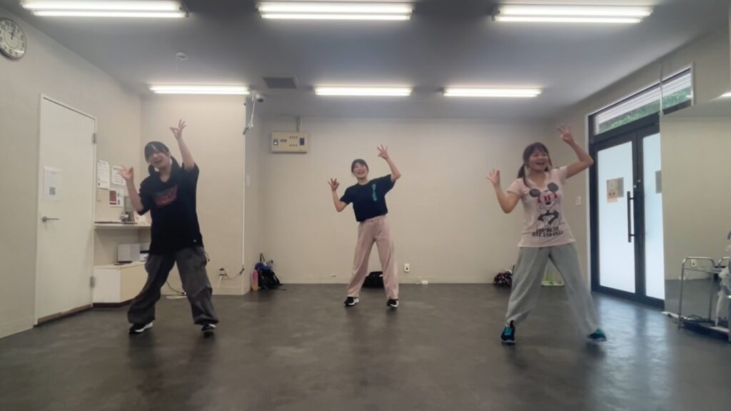 アットホームな新潟市のダンス教室でK-POPを踊る初心者